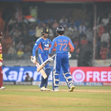 హైదరాబాద్ T20 పోరు చెలరేగిన వెస్టిండీస్.. భారత్‌పై 24 పరుగుల తేడాతో విజయంక్యాప్టెన్ షాయ్ హోప్ విధ్వంసకర సెంచరీ, కీమో పాల్ ఐదు వికెట్ల ధాటికి నాలుగో T20లో నిరాశపరిచిన భారత్ఐదు మ్యాచ్‌ల సిరీస్ 2-2తో సమం.